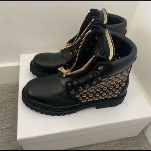 Balmain Boots (women)